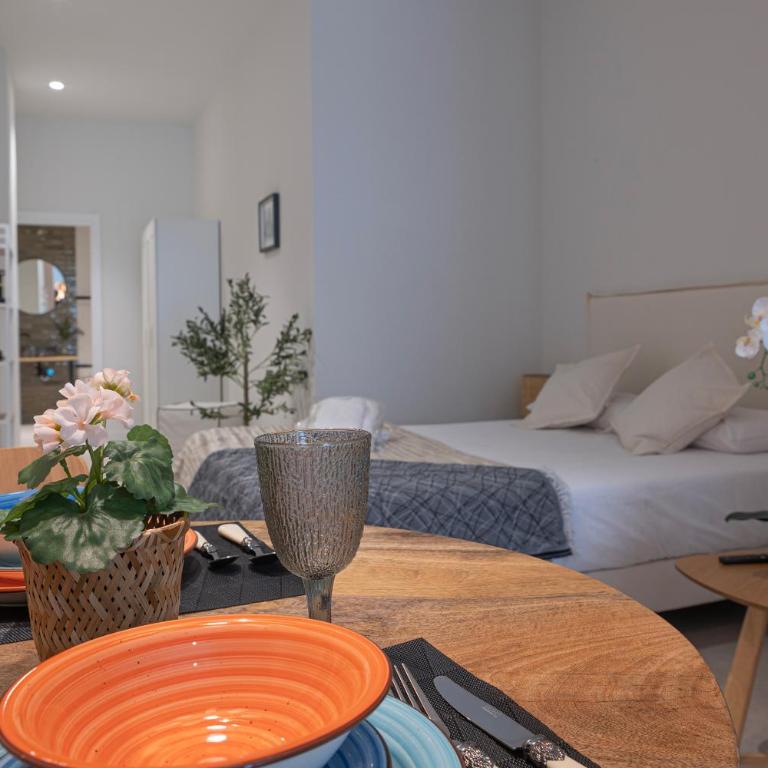 LO - Loft Valencia - Modernos y acogedores estudios cerca a las Artes y las Ciencias - Apartment - Ground Floor - 8