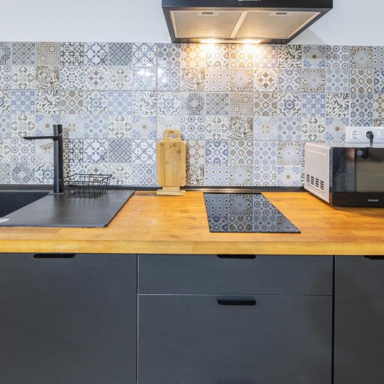 LN4 - Loft Valencia Espacioso y acogedor estudio cerca del metro zona Ayora - Apartment - Ground Floor - 18
