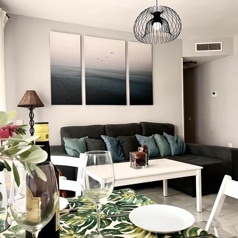EXCLUSIVE APARTMENT 3 HAB Wifi - Three-Bedroom Apartment - 4