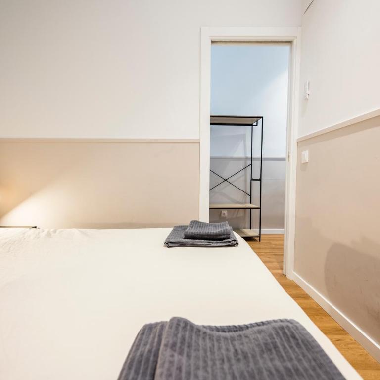 Confortable 2H y 1B Delicias-Madrid Rio B - Two-Bedroom Apartment - 12