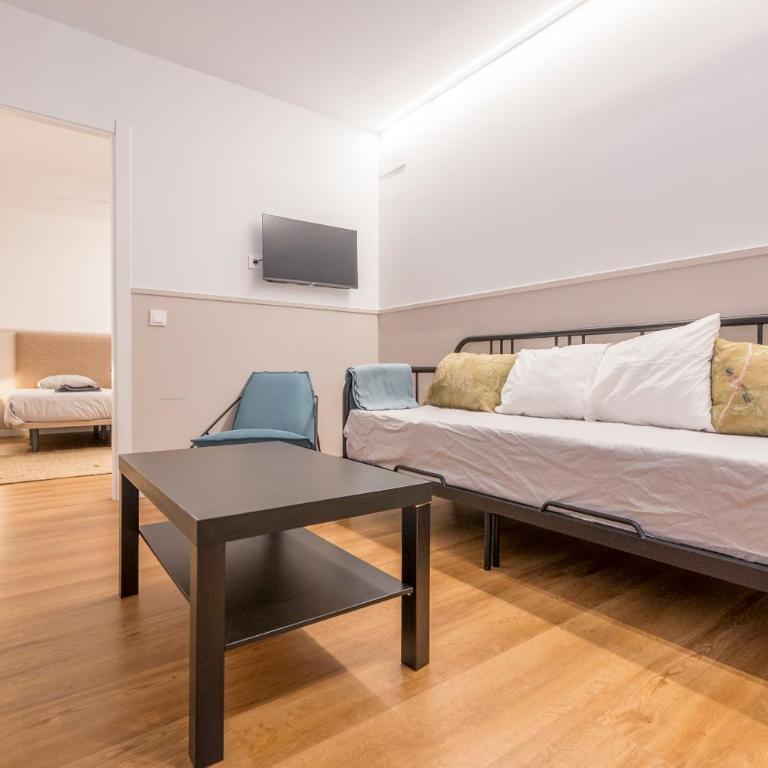 Confortable 2H y 1B Delicias-Madrid Rio B - Two-Bedroom Apartment - 23