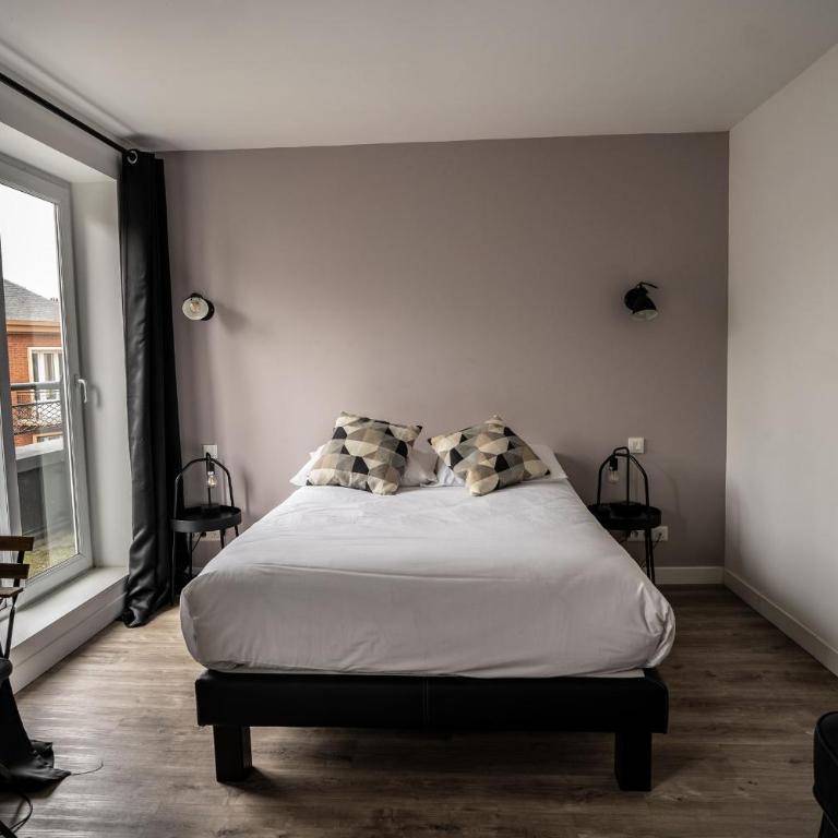Hotel De Quebec - Chambre Lit Queen-Size - 8