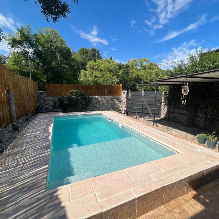 Hermosa Cabaña con piscina a orillas del Río - Villa de 1 dormitorio - 4