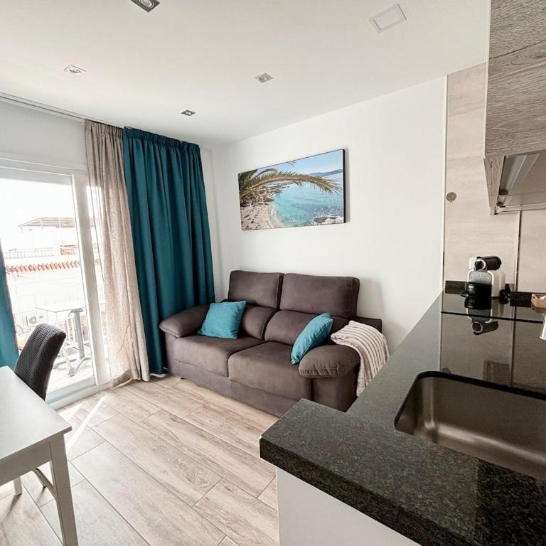 Apartment for two in the heart of Nerja - Apartamento de 1 dormitorio - 2