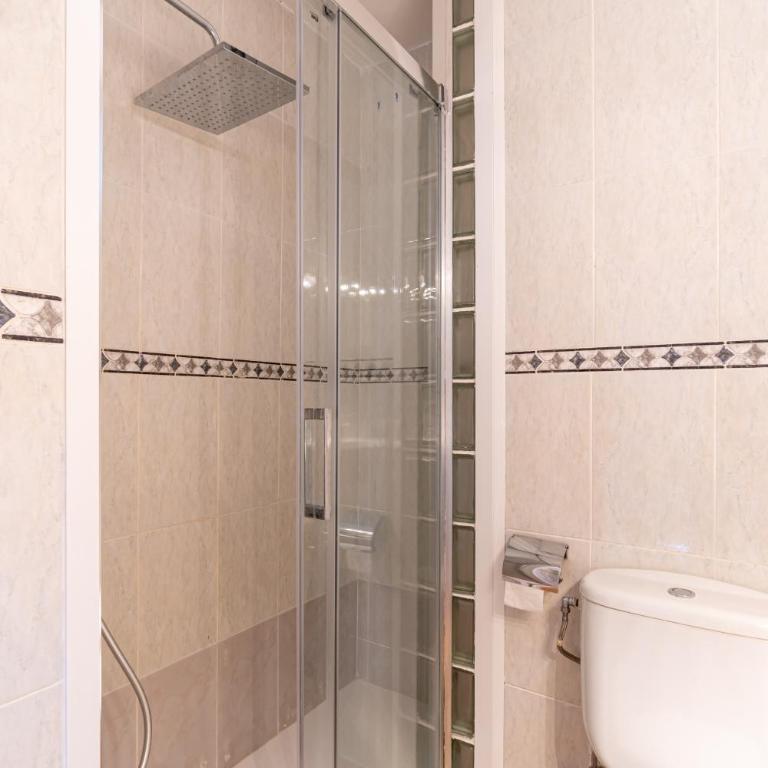 Salou Vista al Mar- Parking Free - 4 Ambientes - Three-Bedroom Apartment - 20