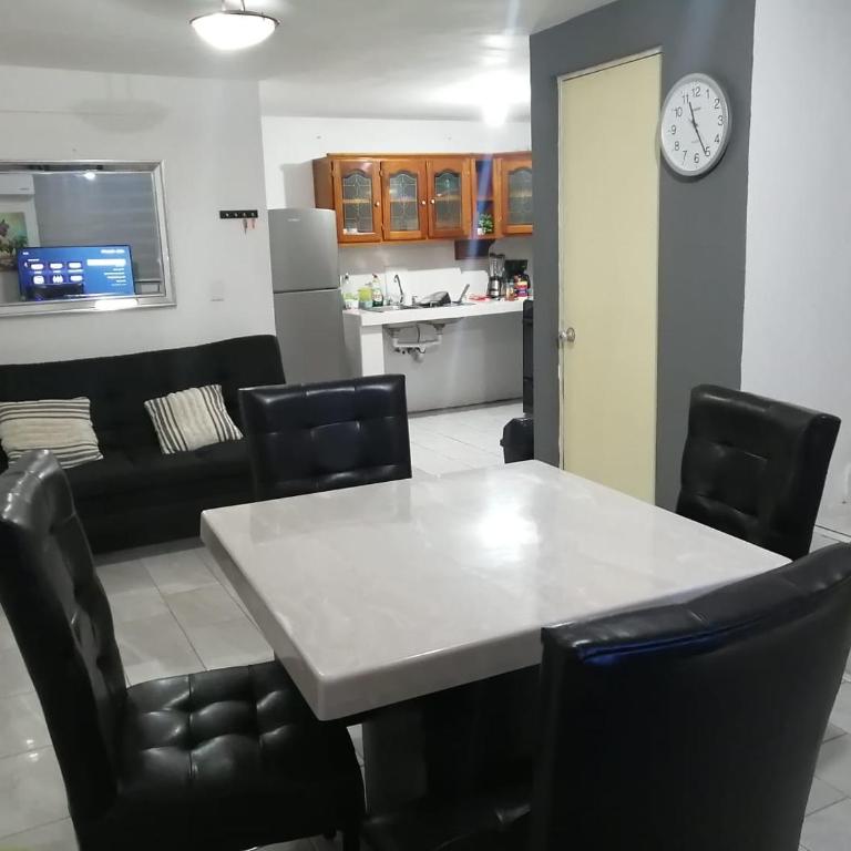 Casa completa en Escobedo NL - Two-Bedroom House - 6