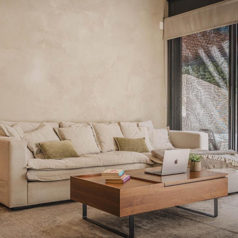 Séjour haut de gamme dans l'oasis verdoyante d'AWA - Two-Bedroom Apartment with Terrace - 9