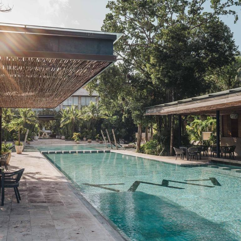 Séjour haut de gamme dans l'oasis verdoyante d'AWA - Two-Bedroom Apartment with Terrace - 1