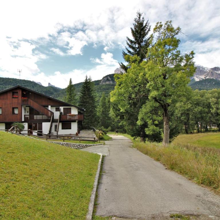 Appartamento Croda with Large Panoramic Terrace and Private Garage - Appartamento con 2 Camere da Letto - 4