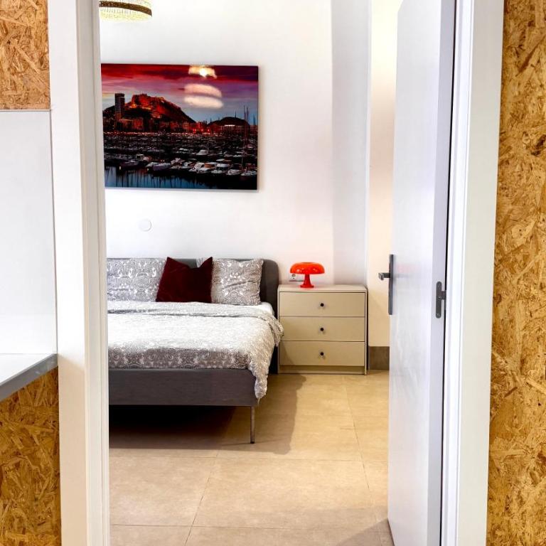 Soho Boho Apartments - with sunny rooftop terrace and fiber optic internet - One-Bedroom Apartment - 5