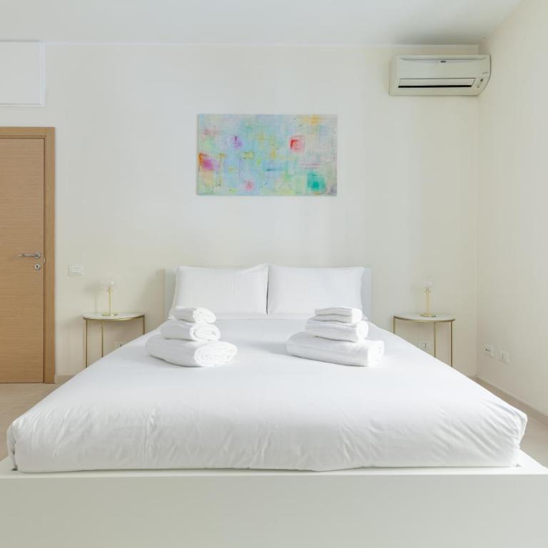 Hostly-The Happya Charme Suite - Appartamento Deluxe con 1 Camera da Letto - 19
