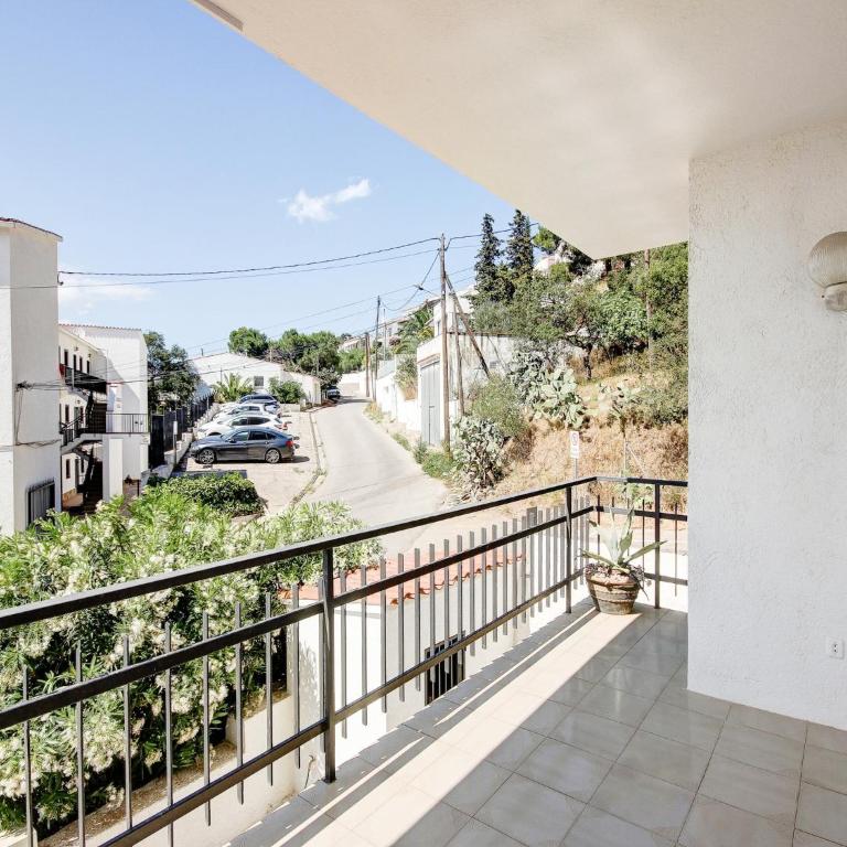 Apartment in Rosas near Platja dels Palangrers - Two-Bedroom Apartment - 23