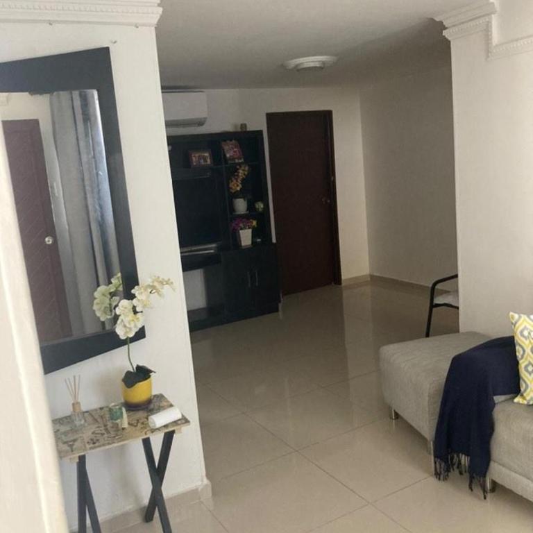 Habitación en apartamento compartido al frente del cc Unico - Habitación Doble con baño privado - 9