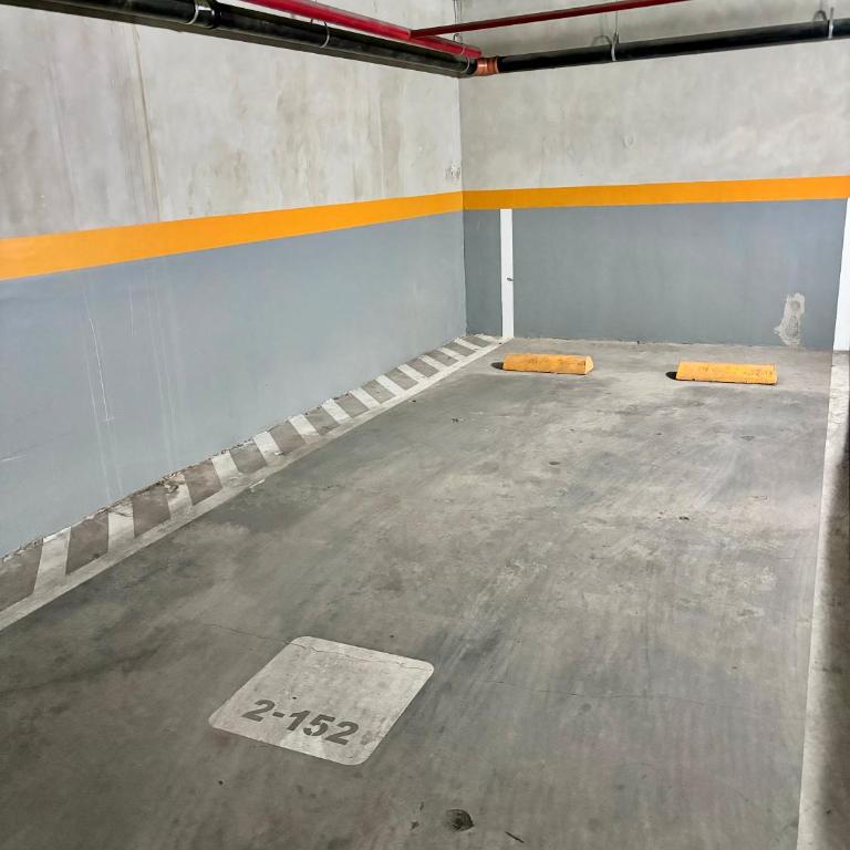 Departamento moderno y lujoso con gym y piscina - Apartamento de 2 dormitorios - 39