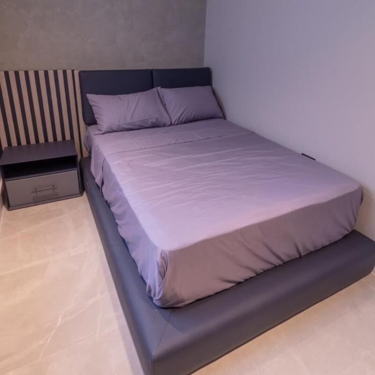 Luxury penthouse with Jacuzzi and AC, North Medellin - Apartamento de 1 dormitorio - 36