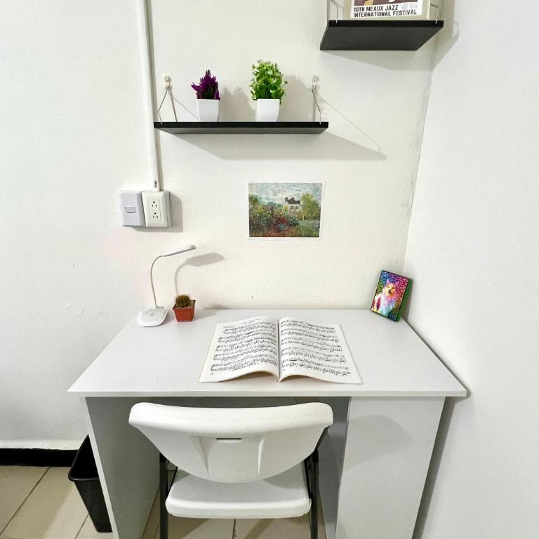 Departamento Completo En Centro de Monterrey - Two-Bedroom Apartment - 6