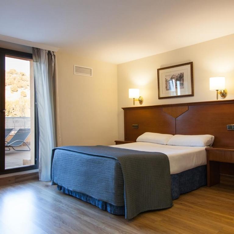 Porcel Alixares - Habitación Doble con terraza - 1