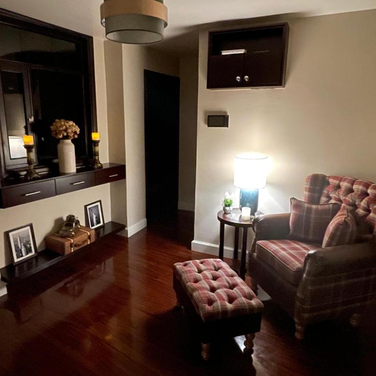 Millers Townhouse - Three-Bedroom Townhouse - 44