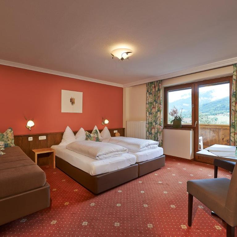 Hotel Steiger - Doppelzimmer mit Bergblick - 4