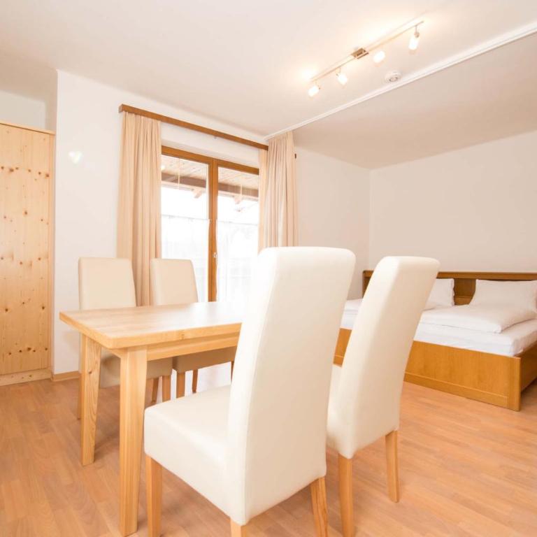 Ferienwohnungen Plattner - Apartment mit 2 Schlafzimmern und Seeblick - 7