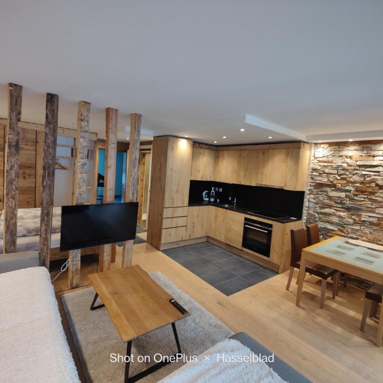 Haus Cristal - 1441m - Deluxe Apartment - 1