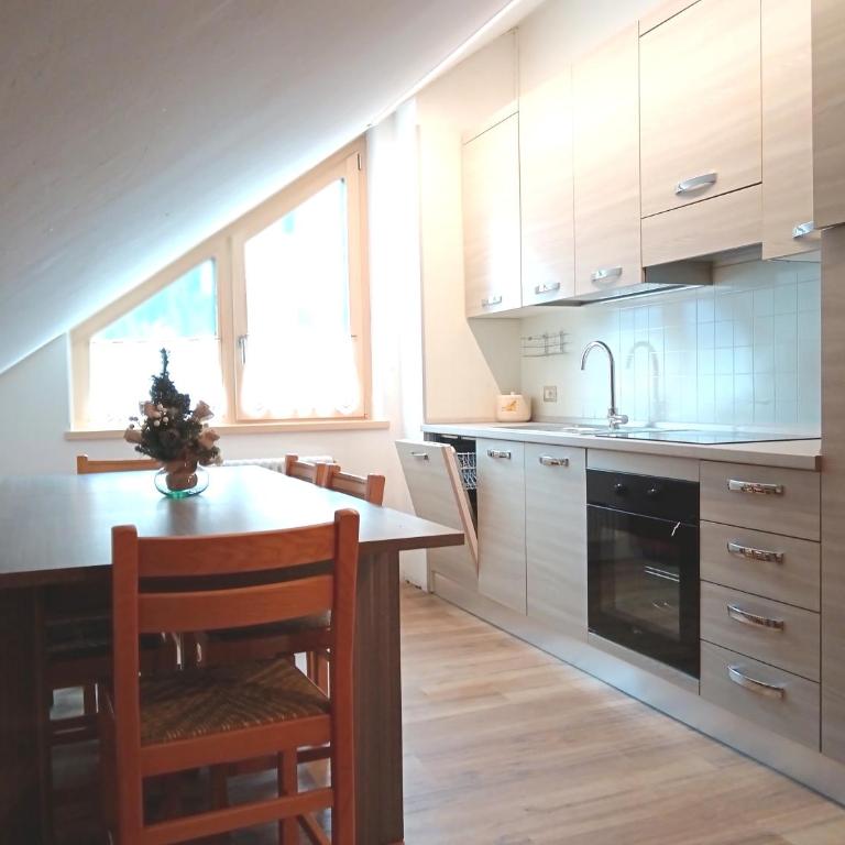 Appartamento 2 Residenza RODODENDRO - Appartamento con 3 Camere da Letto - 3