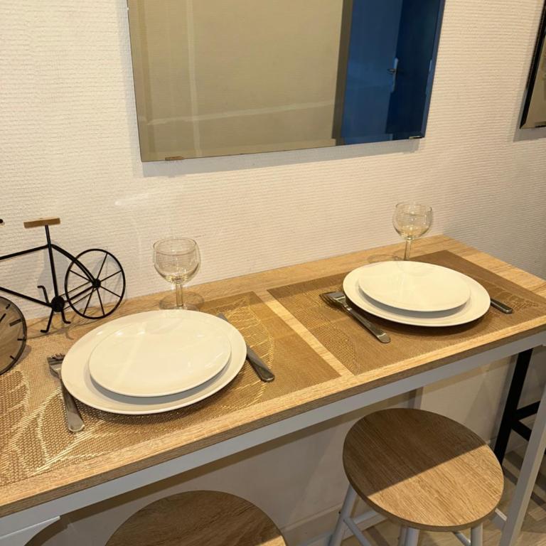 Le 12 - Joli F2 neuf, Mulhouse centre - stationnement gratuit - Apartamento de 1 dormitorio - 14