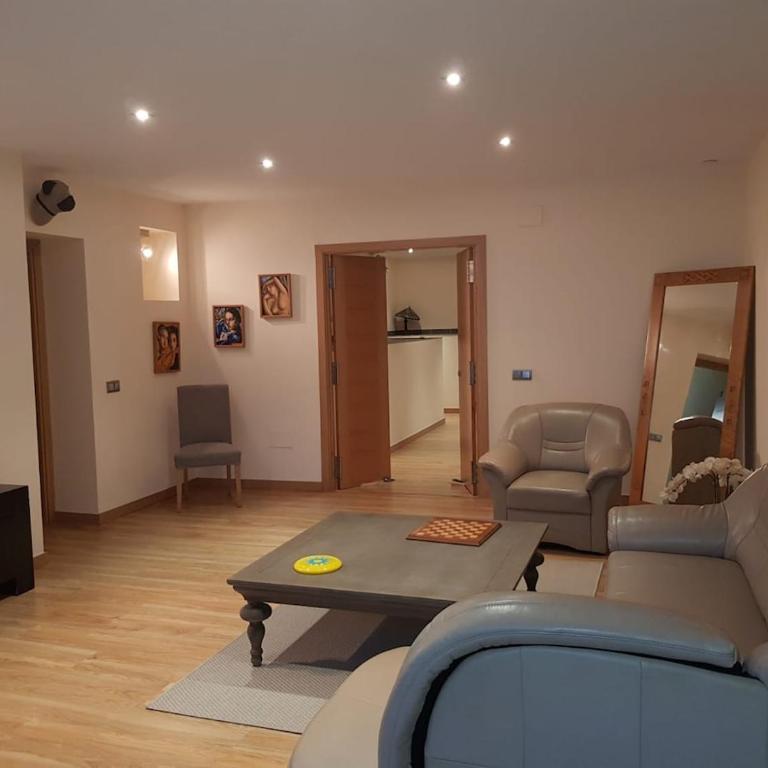 Seaview,Spacious, most beautiful,highly rated Villa - Villa - 28