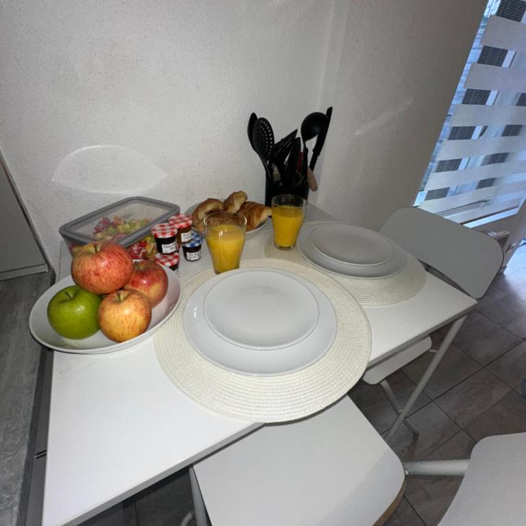 Le 6 - Joli petit studio, Centre ville - stationnement gratuit - Apartamento de 1 dormitorio - 5