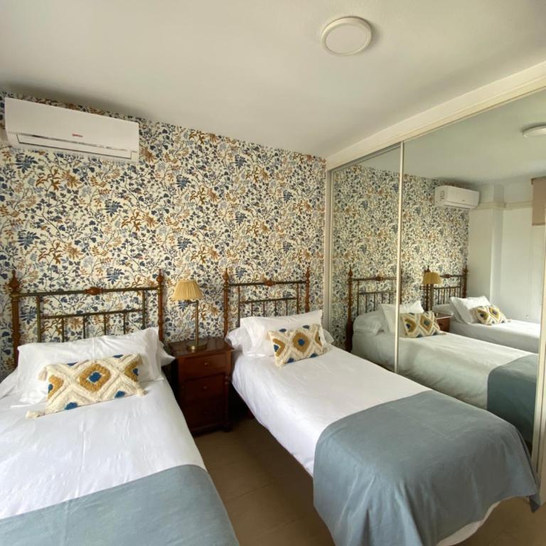 Girolamar 1ª linea de playa - Apartment with Sea View - 27