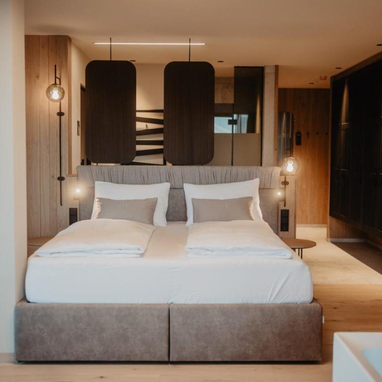 Hotel Berghof - St Johann in Salzburg - Premium Suite Wellness - 1
