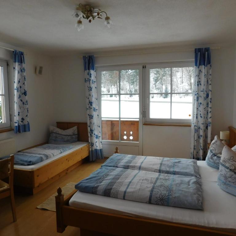 Schernhof Hoamatzeit - Tiroler Bauernhof - Two-Bedroom Apartment with Balcony - 11