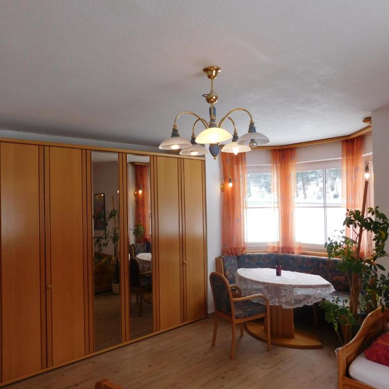 Schernhof Hoamatzeit - Tiroler Bauernhof - Two-Bedroom Apartment with Balcony - 17