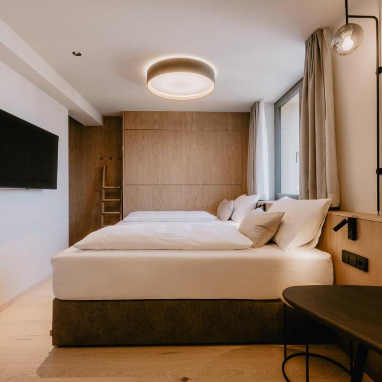 Hotel Berghof - St Johann in Salzburg - Top Familiensuite - 6