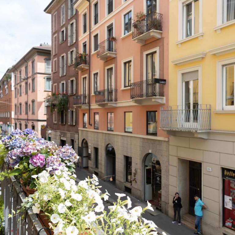 Suite Brera - Queen Room with Balcony - 10
