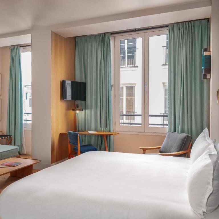 Hôtel Edgar & Achille - Habitación con cama extragrande. - 7