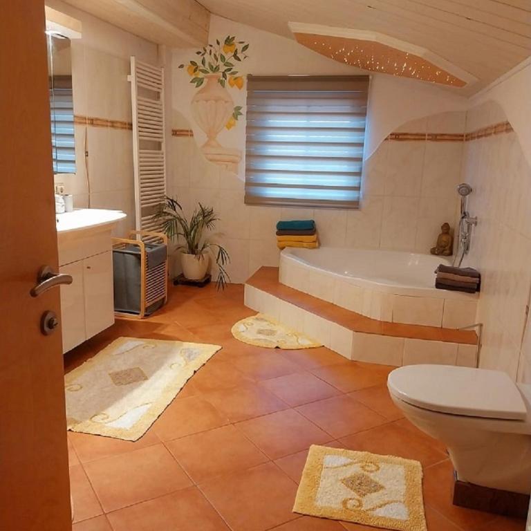 Schernhof Hoamatzeit - Tiroler Bauernhof - Two-Bedroom Apartment with Balcony - 15
