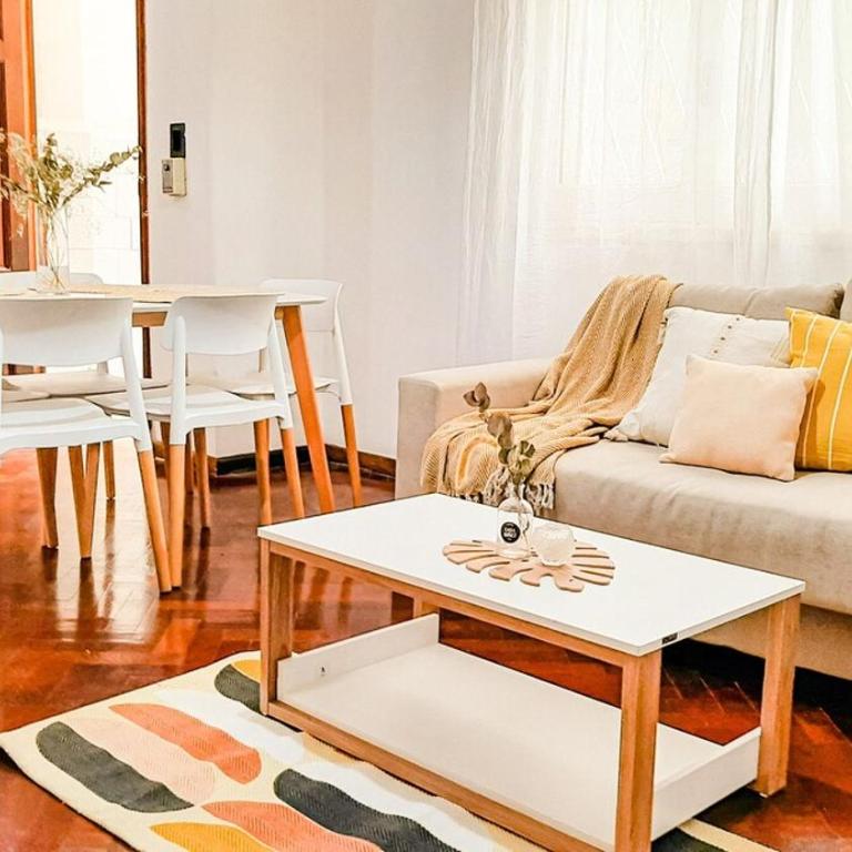 Hermoso departamento n2 en pleno centro de Mendoza, ubicación premium, estacionamiento gratis - Apartamento de 2 dormitorios - 1