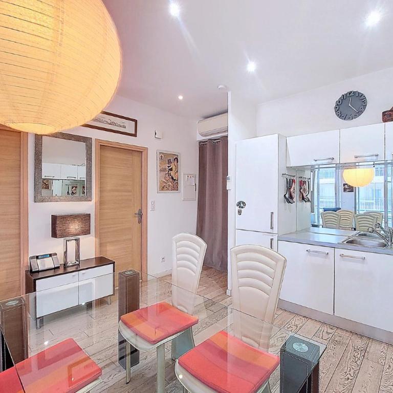 Nestor&Jeeves - TROIS PROMENADE - Central - Very close sea - Appartement - 6