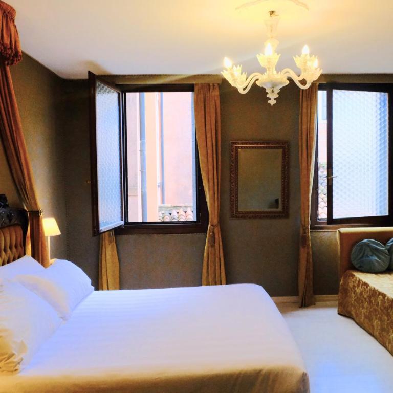 ll H O T E L S A N G A L L O ll - Deluxe Room with View - 11