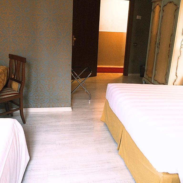 ll H O T E L S A N G A L L O ll - Deluxe Room with View - 15