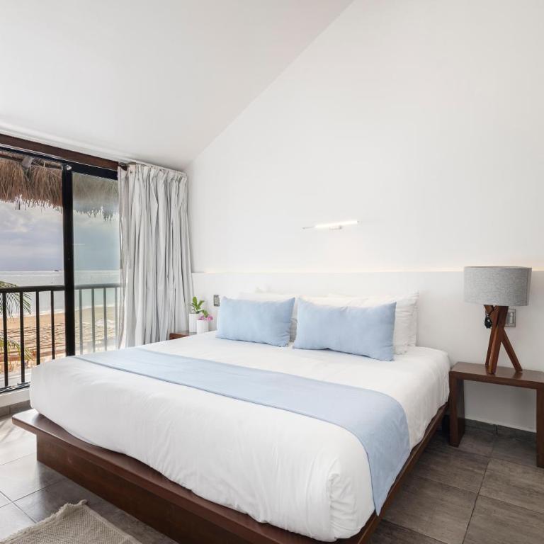 Areia Playa del Carmen - Beach Front Hotel - King Suite with Ocean View - 5