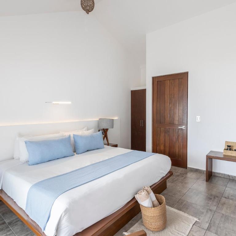 Areia Playa del Carmen - Beach Front Hotel - King Suite with Ocean View - 6