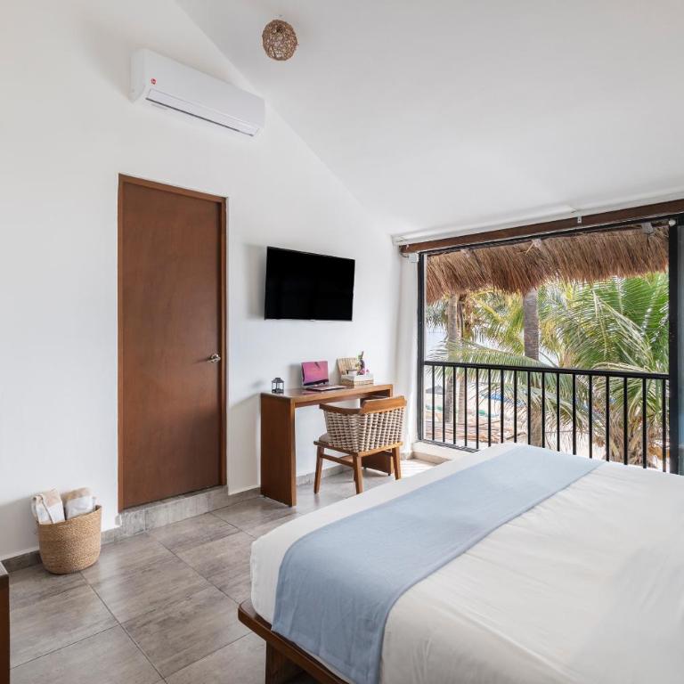Areia Playa del Carmen - Beach Front Hotel - King Suite with Ocean View - 2