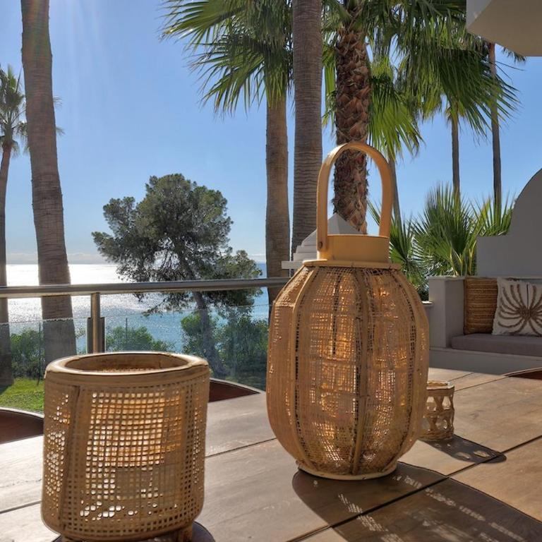 Apartment Diez in Estepona spacious balcony and sea view - Three-Bedroom Apartment - 10
