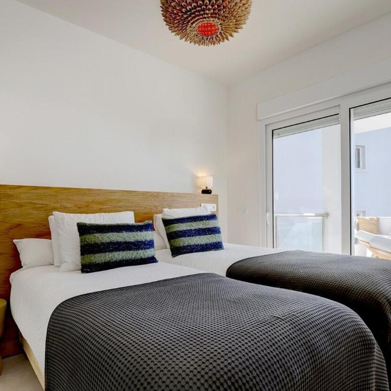 Apartment Diez in Estepona spacious balcony and sea view - Three-Bedroom Apartment - 25