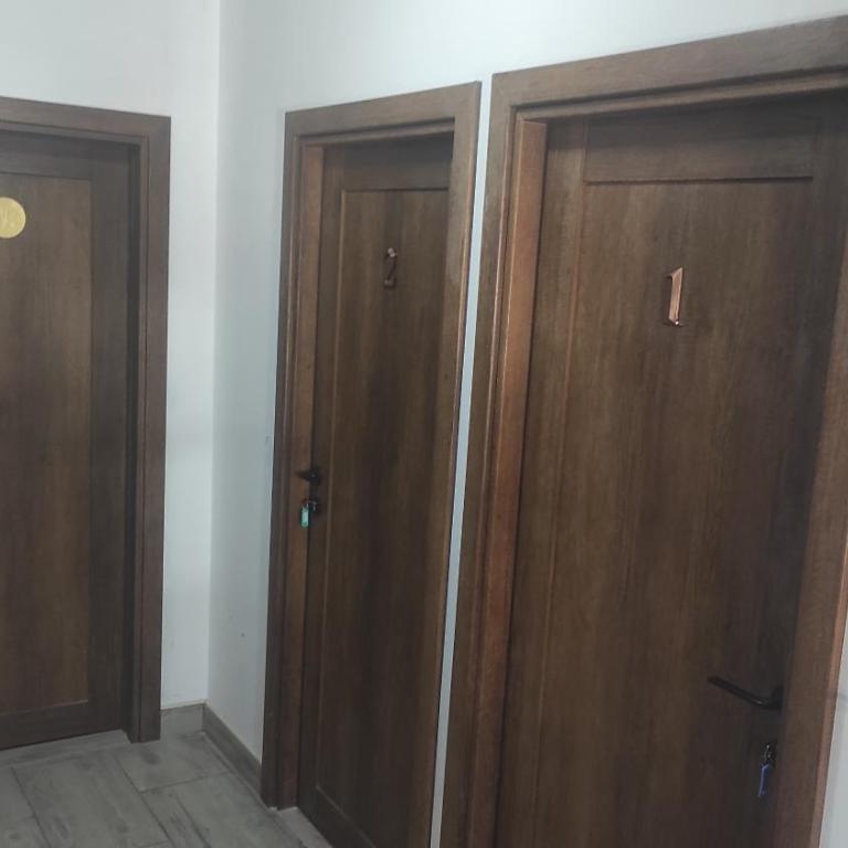 Apartmani Leonida 2 Trebinje - Apartman sa 2 Spavaće Sobe i Balkonom - 21
