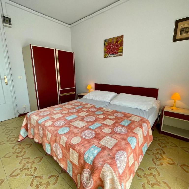 Flat with luminous balcony by the sea - Appartamento - 8