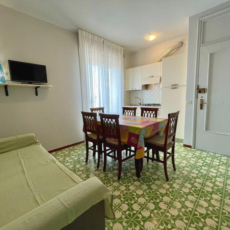 Flat with luminous balcony by the sea - Appartamento - 7