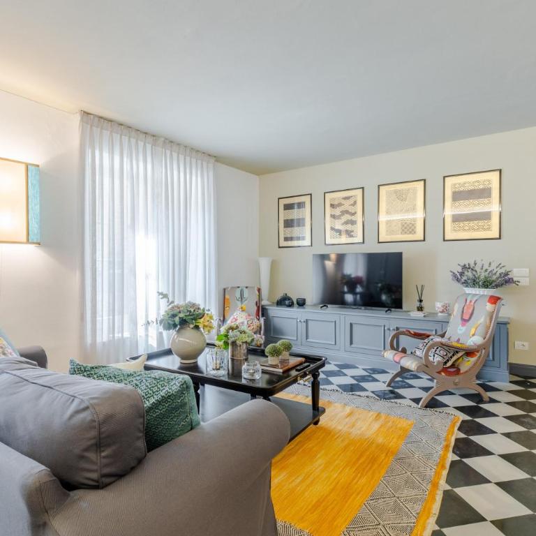 Gimber Smart and Luxury 2 bedrooms 2 bathrooms - Two-Bedroom Apartment - 2